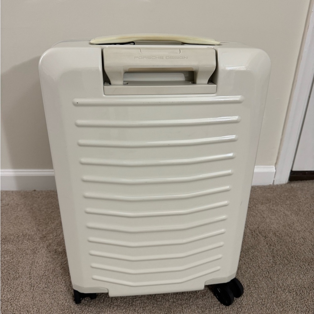 Porsche Design White Luggage - Picture 7 of 14
